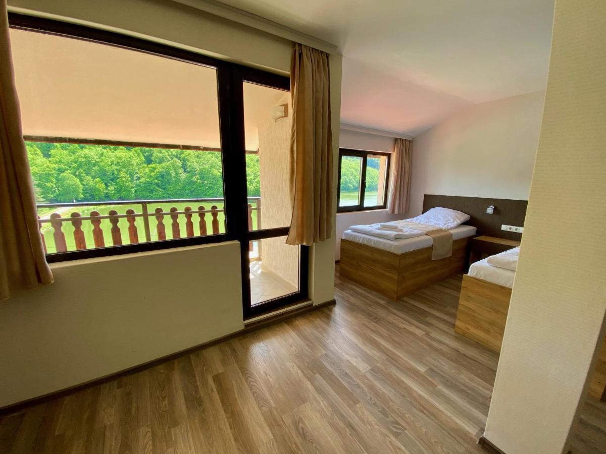Tryavna Lake Hotel & Spa エクステリア 写真