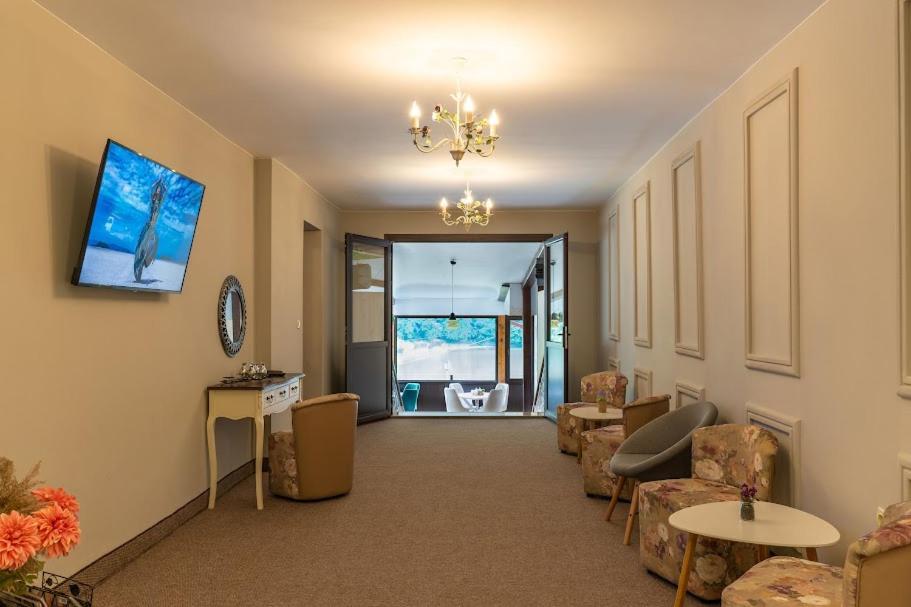 Tryavna Lake Hotel & Spa エクステリア 写真
