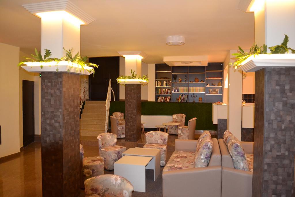 Tryavna Lake Hotel & Spa エクステリア 写真