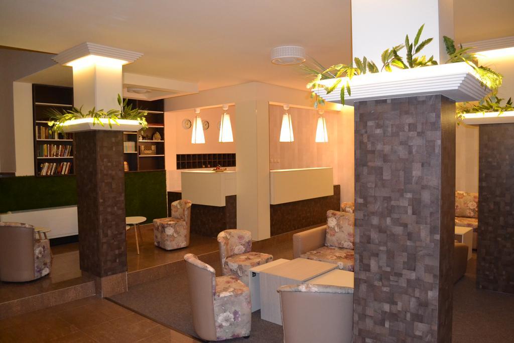Tryavna Lake Hotel & Spa エクステリア 写真